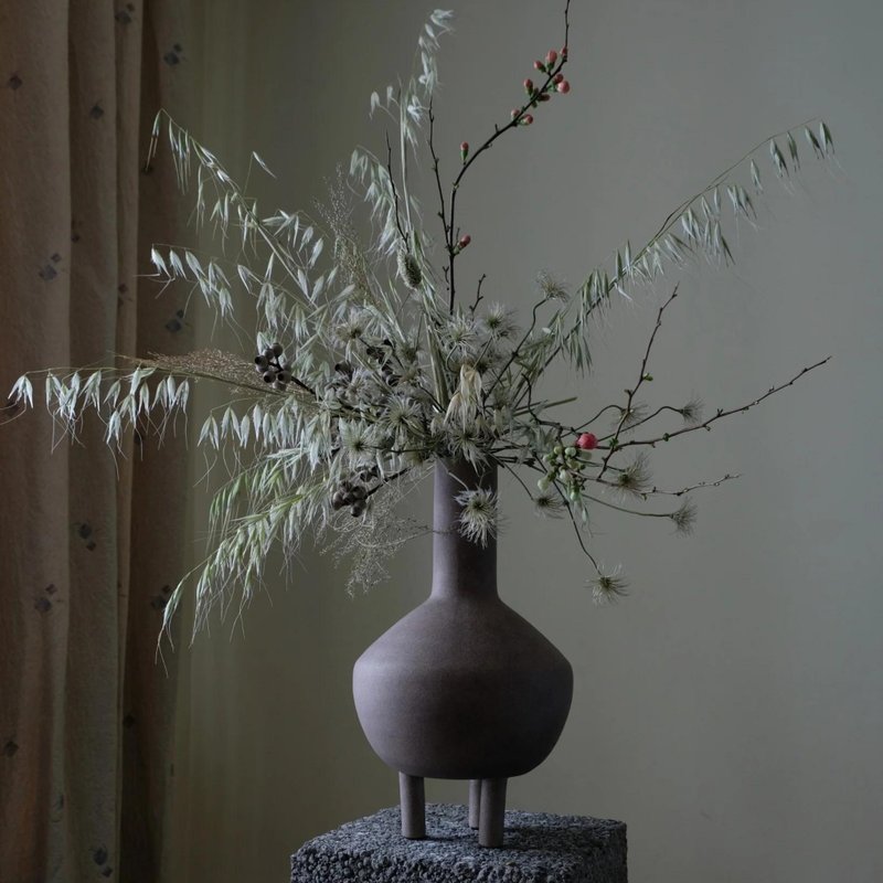 Duck Vase Fat - 陶 花器 - 花瓶/花器 - 陶 卡其色