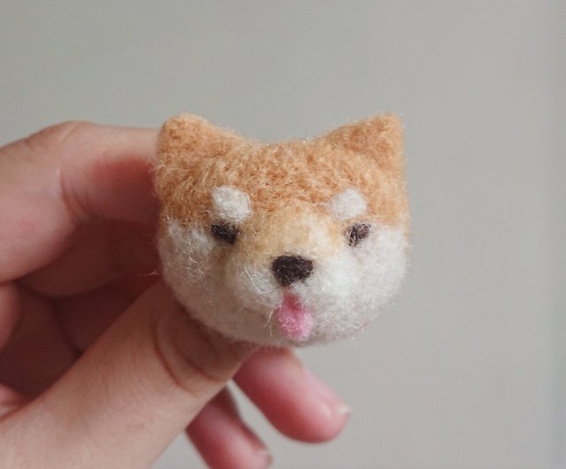 犬 いろいろ 羊毛 フェルト ピン ブローチ 癒し プレゼント 柴犬 マルチーズ プードル - ショップ tugualalala  illustration&woolfelt ブローチ - Pinkoi