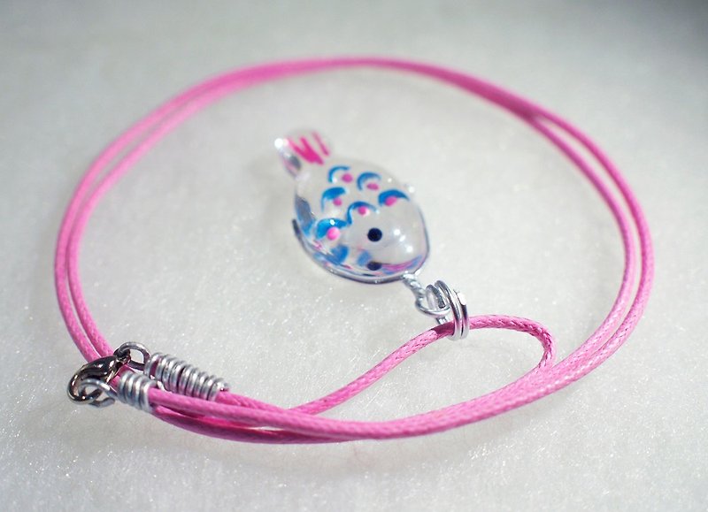 Fish swim _ transparent resin _ necklace _ cute route _ fish swimming in the chest _ pink - Necklaces - Resin Pink