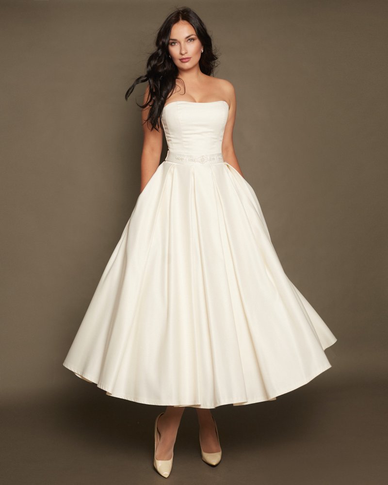 Short Satin Wedding Dress, Wedding Gown Satin, Tea Length Wedding Dress - 禮服/小禮服 - 其他材質 白色