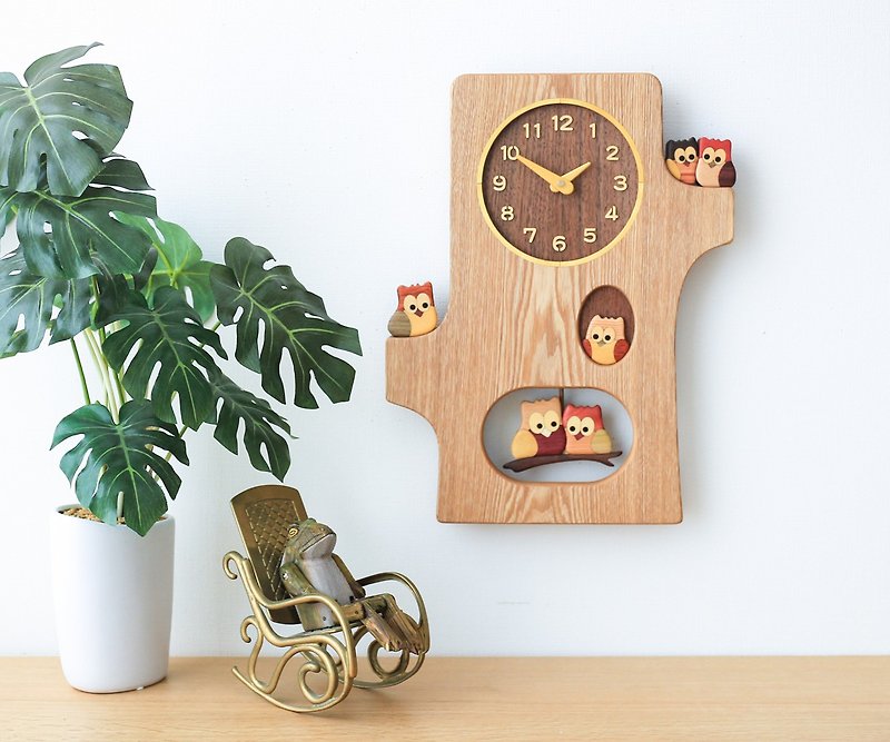 Asahikawa Craft Studio Pecker F43-1 Stump Pendulum Clock (Forest Owl) - นาฬิกา - ไม้ 