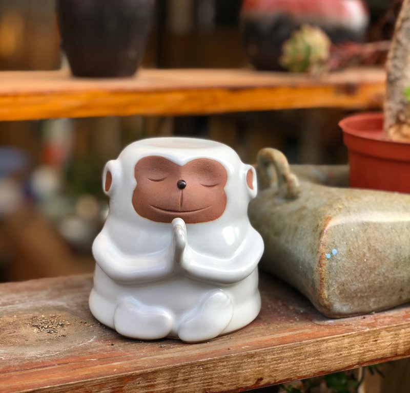 佛系禮物 四不猴陶杯 茶杯 咖啡杯 青瓷汝窯潤白釉色 - 茶壺/茶杯/茶具 - 陶 白色