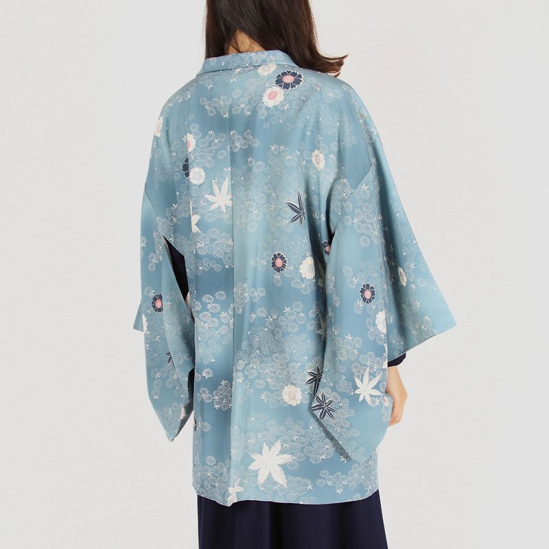 [Egg plant ancient] flowing water maple print vintage kimono feather weaving - Women's Casual & Functional Jackets - Other Man-Made Fibers Blue
