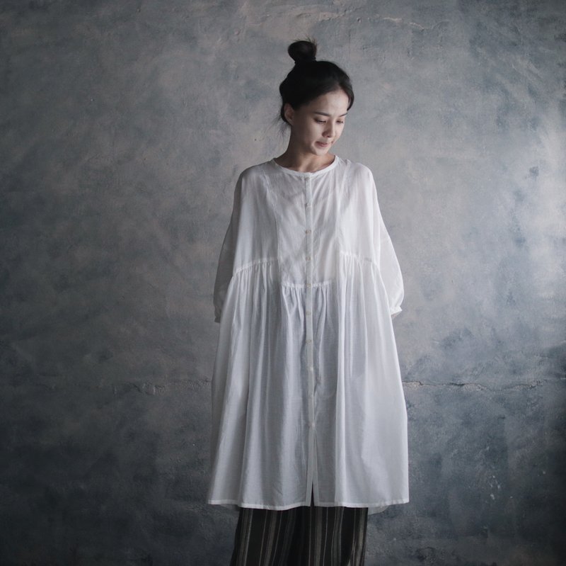 Sheer puff sleeve wide dress top - Shop OMAKE TAIWAN One Piece ...
