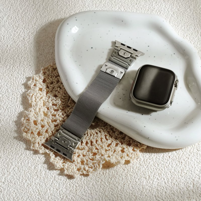 Apple Watch マグネット式 編み込みワイドミラネーゼバンド - 時計ベルト・時計バンド - 金属 