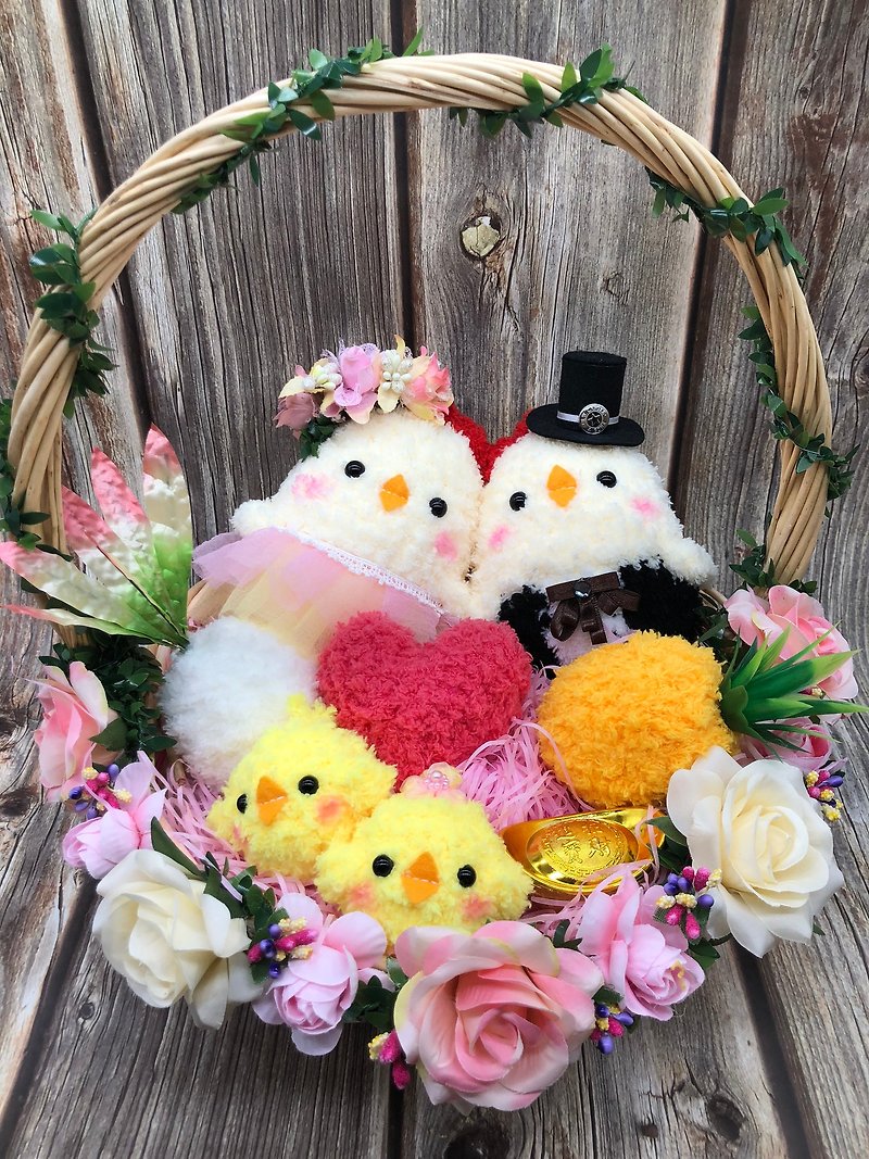 現貨-可愛毛線編織帶路雞 娃娃款 結婚 訂婚 婚禮小物 婚禮用品 - 擺飾/家飾品 - 聚酯纖維 黃色