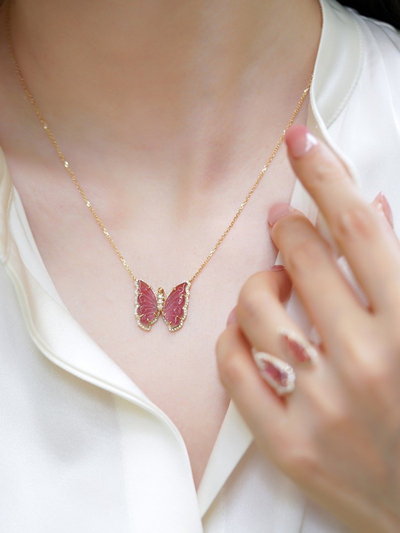 CHLI Lizhi Jewelry 18k gold watermelon tourmaline butterfly diamond necklace female clavicle chain new necklace light luxury - Necklaces - Gemstone Pink