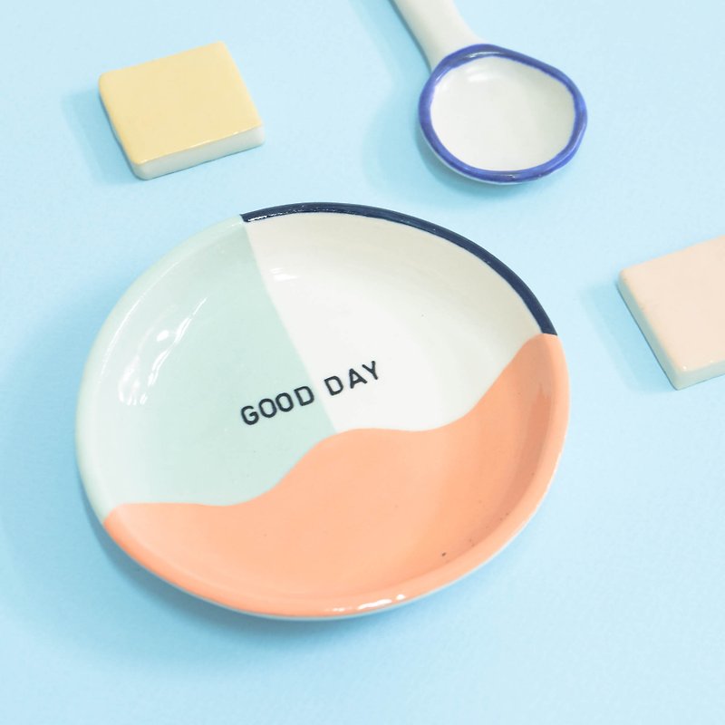 saucer / small dish - Coasters - Pottery Transparent