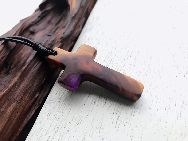 望 檜木十字架項鍊 - 項鍊 - 木頭 紫色