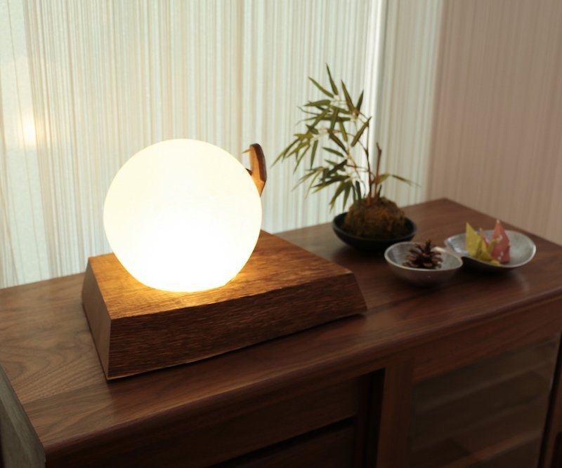 Asahikawa Craft Hayami Kenji Akari Moon fo Bird Woodpecker - Lighting - Wood 