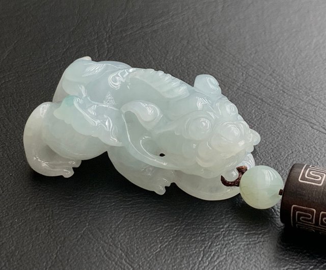 天然ミャンマー産翡翠（A貨） 金運と幸運を呼び込む♪ 翡翠の貔貅ペンダント 天然ミャンマー産翡翠（A貨） 金運と幸運を呼び込む♪ 翡翠の貔貅
