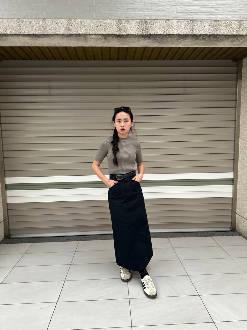 ハリのあるサポート力抜群のタイトスカート - スカート - コットン・麻 ブルー