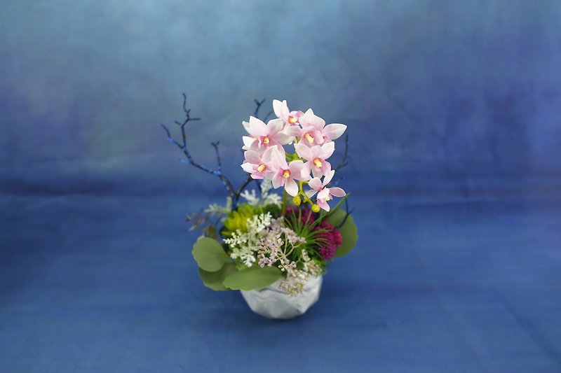 Pink Phalaenopsis branch fragrance flower arrangement/realistic flower/gift/table flower/never fade/artificial flower/arrangement - ตกแต่งต้นไม้ - วัสดุอื่นๆ หลากหลายสี