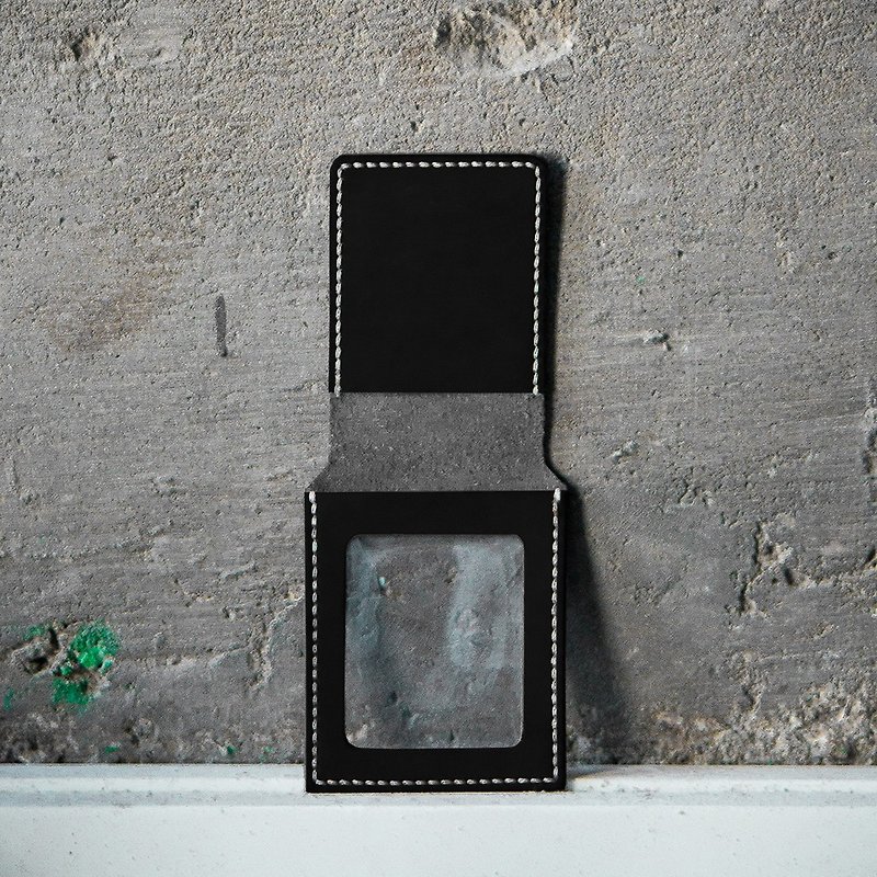 Removable Photo-Card Slot for Short Wallets。Add-on - Leather Goods - Genuine Leather Black