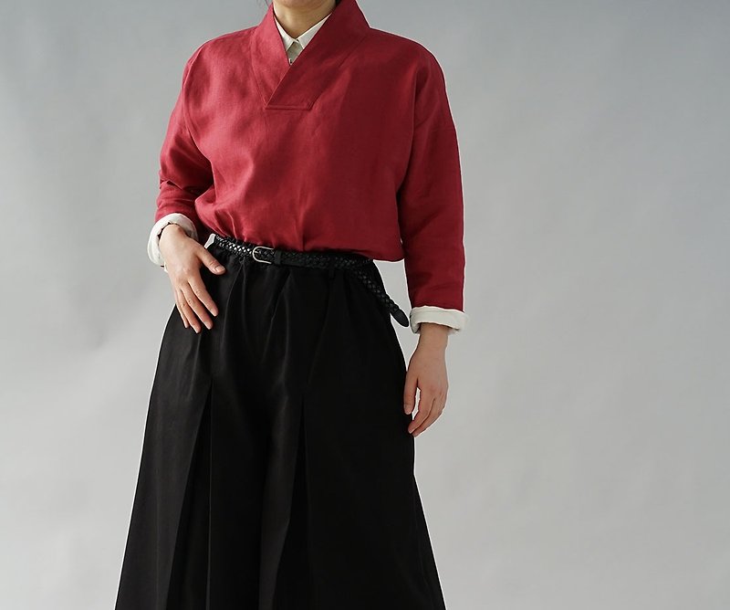 wafu  Linen tops / long sleeve / kimono collar / red  a84-12 - Women's Tops - Cotton & Hemp Red