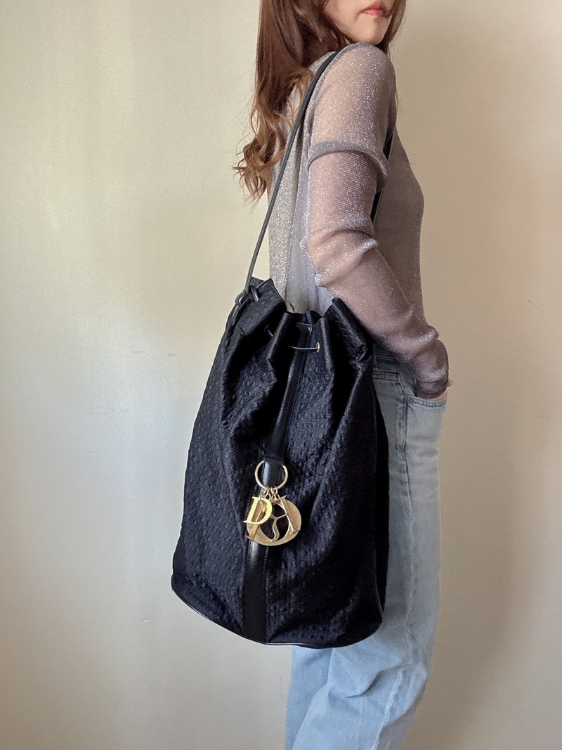 中古美品 Christian Dior 菱格紋 Lady Dior 水桶包 單肩包 旅行 - 束口袋/束口背包/水桶包 - 其他材質 黑色