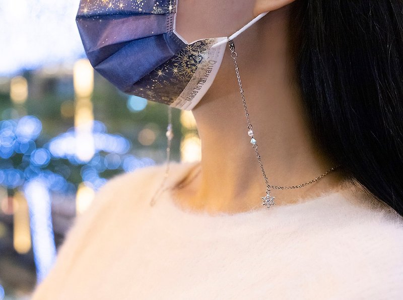 [It can also be used as a bracelet, necklace, and glasses chain] Flying snow (white) snowflake crystal mask chain Valentine's gift - หน้ากาก - คริสตัล ขาว