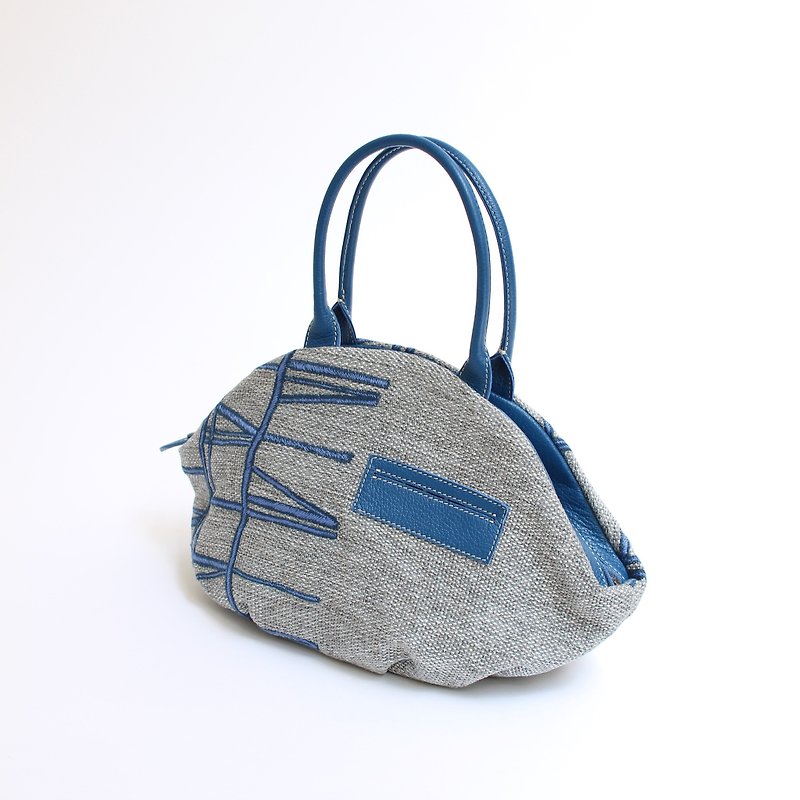 タテヨコナナメ刺繍・アーモンドバッグ - 手提包/手提袋 - 聚酯纖維 灰色