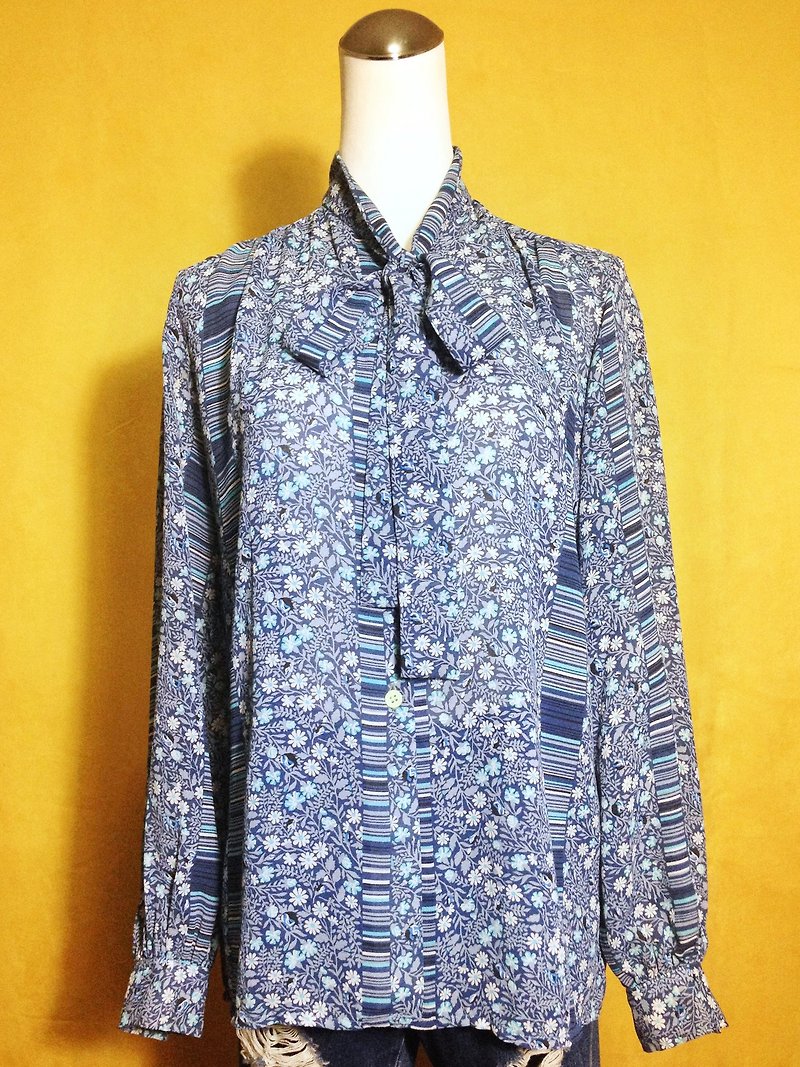 Ping-pong vintage [vintage shirt / tie striped flowers vintage chiffon shirt] abroad back VINTAGE - Women's Shirts - Polyester Blue