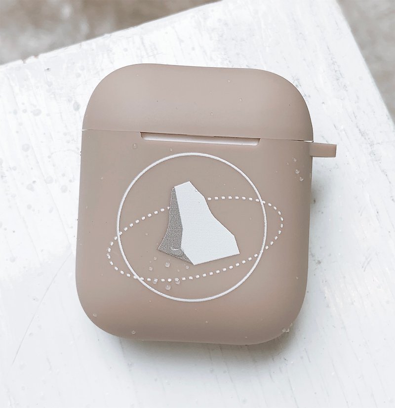 孤獨冰山 奶茶色磨砂軟殼 AirPods 耳機保護套 耳機殼 - 耳機/藍牙耳機 - 橡膠 卡其色