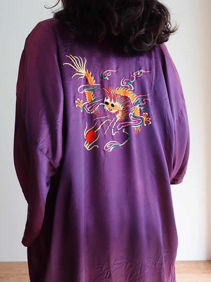 Vintage 外套 / 手工刺繡罩衫 no.43 tk - 女大衣/外套 - 其他人造纖維 紫色