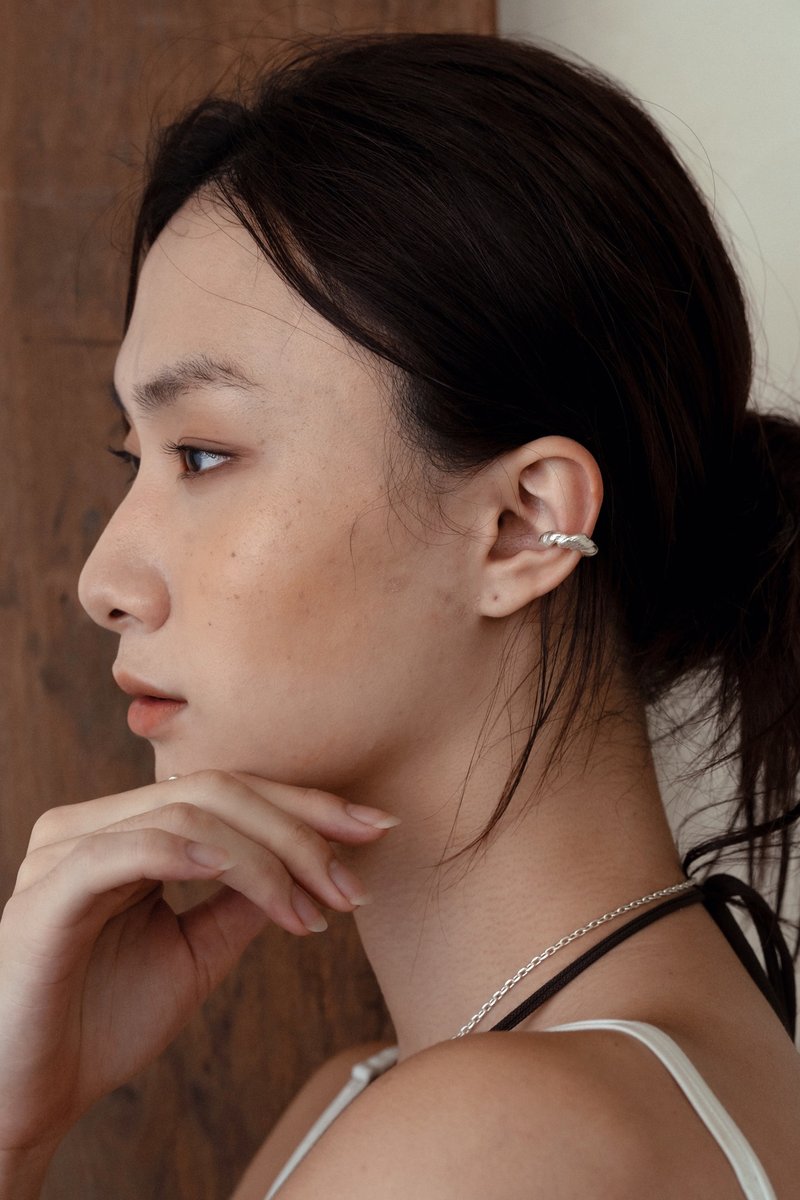 TEC03-扭 Ear cuff - 耳環/耳夾/耳骨夾 - 純銀 