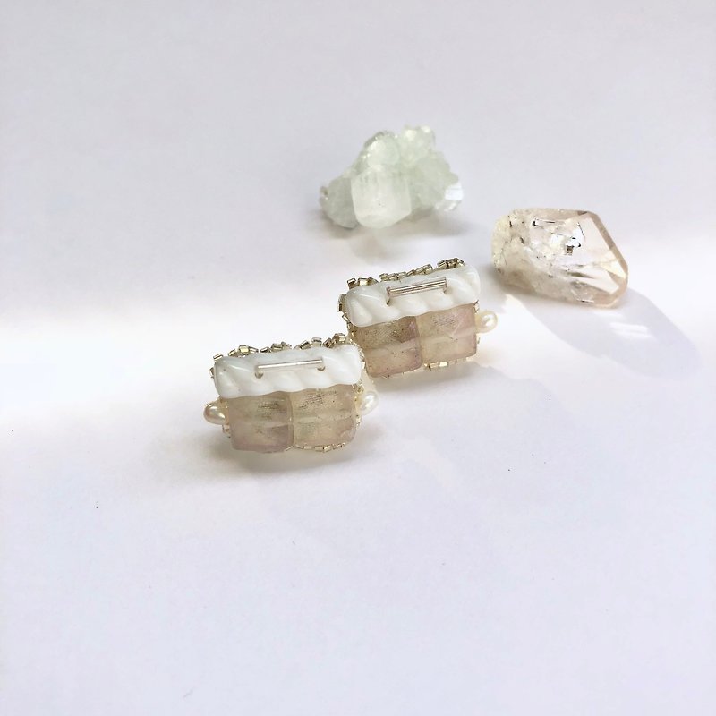Ore earring 2. - Earrings & Clip-ons - Other Materials White
