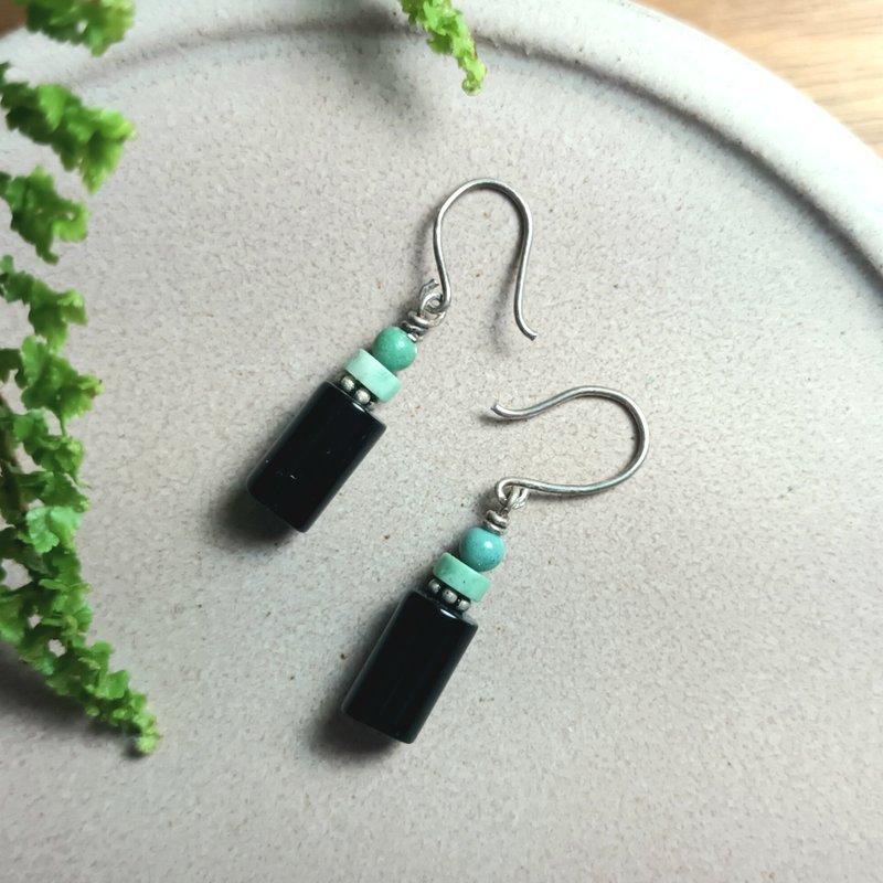 純銀デザインピアス ターコイズ＋青海ジェイド＋ブラックオニキス＋シルバー（ピアスフック） - ピアス・イヤリング - 翡翠 ブラック