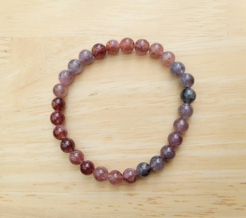 Natural transparent colored spinel bracelet - สร้อยข้อมือ - คริสตัล 