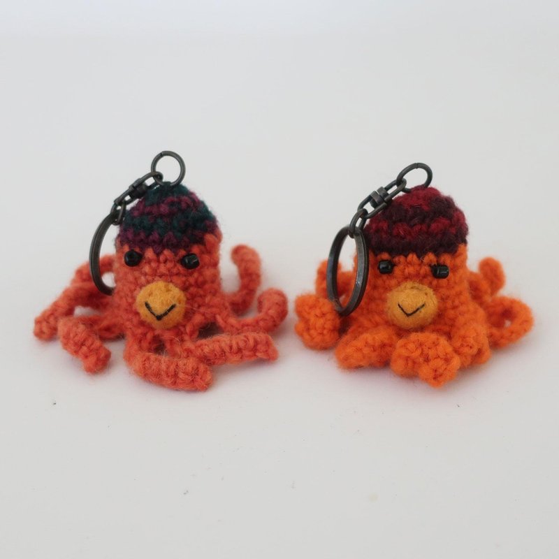 Earth Tree Fair Trade - Lucky Octopus Wool Felt Keychain - ที่ห้อยกุญแจ - ขนแกะ 