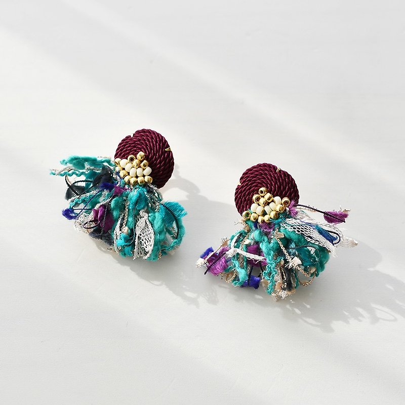 其他材質 耳環/耳夾 藍色 - String tassel earrings /Blue