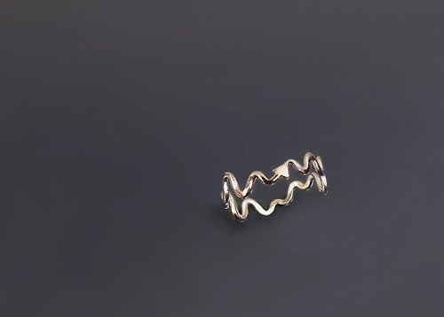 Maple jewelry design 小品系列-曲線箭頭925銀戒