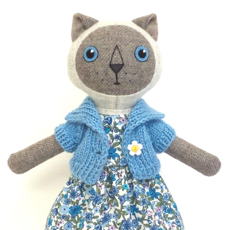 Gray Thai cat, handmade wool plush toy, fabric kitten doll 設計館