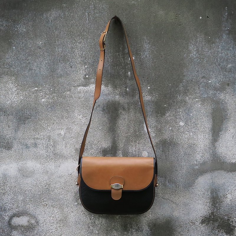 Christian Dior France antique shoulder bag - Messenger Bags & Sling Bags - Genuine Leather 