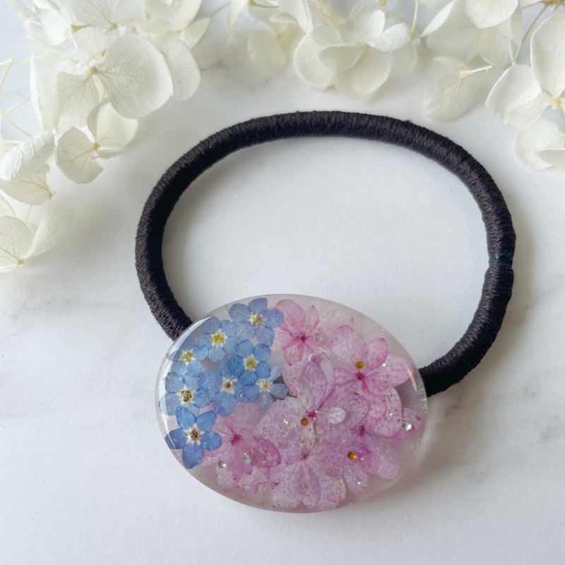 ヘアゴム　レジン　ドライフラワー　押し花　紫陽花　勿忘草　ヘアアクセサリー - 髮夾/髮圈 - 樹脂 