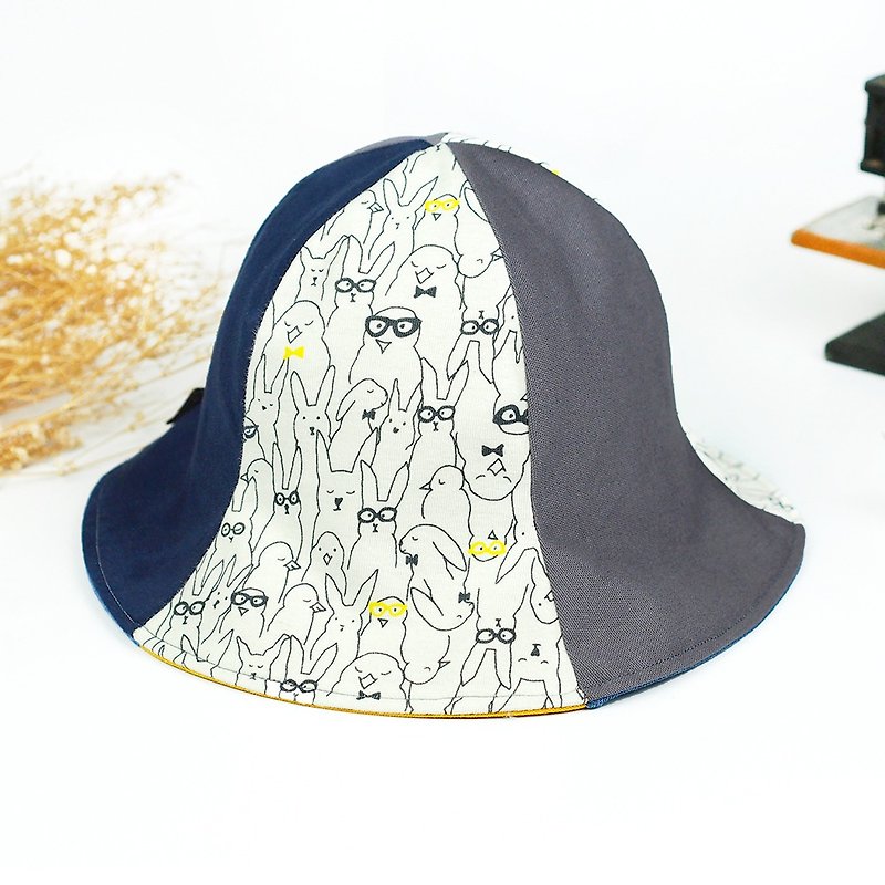 Hand-made double-sided design hat  - หมวก - ผ้าฝ้าย/ผ้าลินิน ขาว
