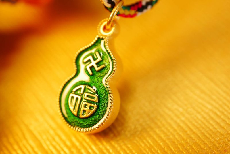 黃金墜子-卍字葫蘆(福祿)墜子-古法金工藝純金墜子(綠色) - 項鍊 - 24k 金 金色