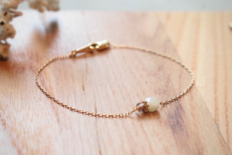 April Birthstone Bracelet Stone- Favorites - - สร้อยข้อมือ - เครื่องประดับพลอย สีเขียว