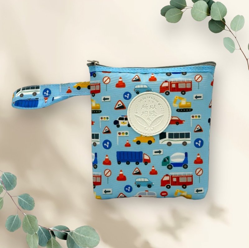 Soin Sewing 所以相縫 - 寶貝乖乖託藥袋-最愛小汽車 - 化妝包/收納袋 - 聚酯纖維 藍色