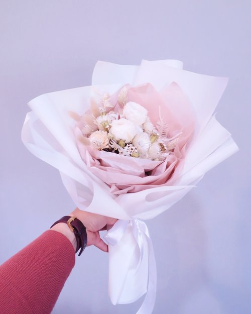 one flower 韩式花束 纯真 白色系庭园玫瑰永生花束 乾燥花束 情人节