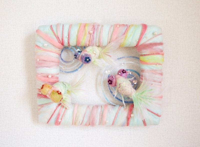 Needle felted goldfish"Bubble Eye” for kjahng - 海報/掛畫/掛布 - 羊毛 粉紅色