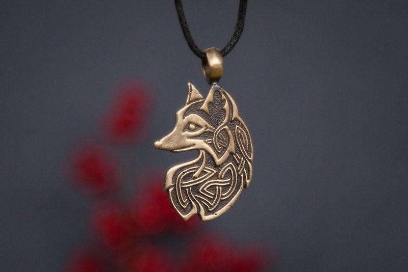 Fox pendant. Fox viking knot necklace. Celtic ornament jewelry. Celtic animal - Necklaces - Other Metals Orange