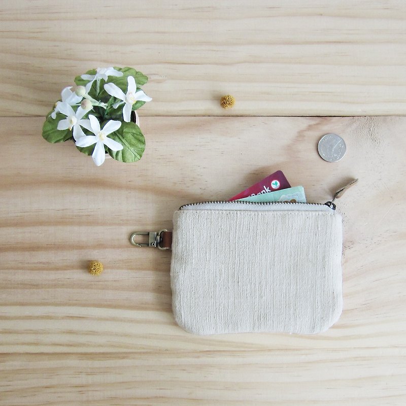 Coin Purses  with Key Chain Hand-woven Cotton Natural Color - Coin Purses - Cotton & Hemp White