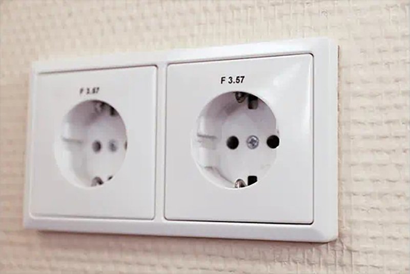 Brother TZe-111 護貝標籤帶 ( 6mm 透明底黑字 ) - 其他 - 紙 透明