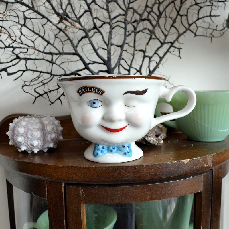 BAILEYS YUM Ceramic Doll Head Bow Teacup - Cups - Pottery White