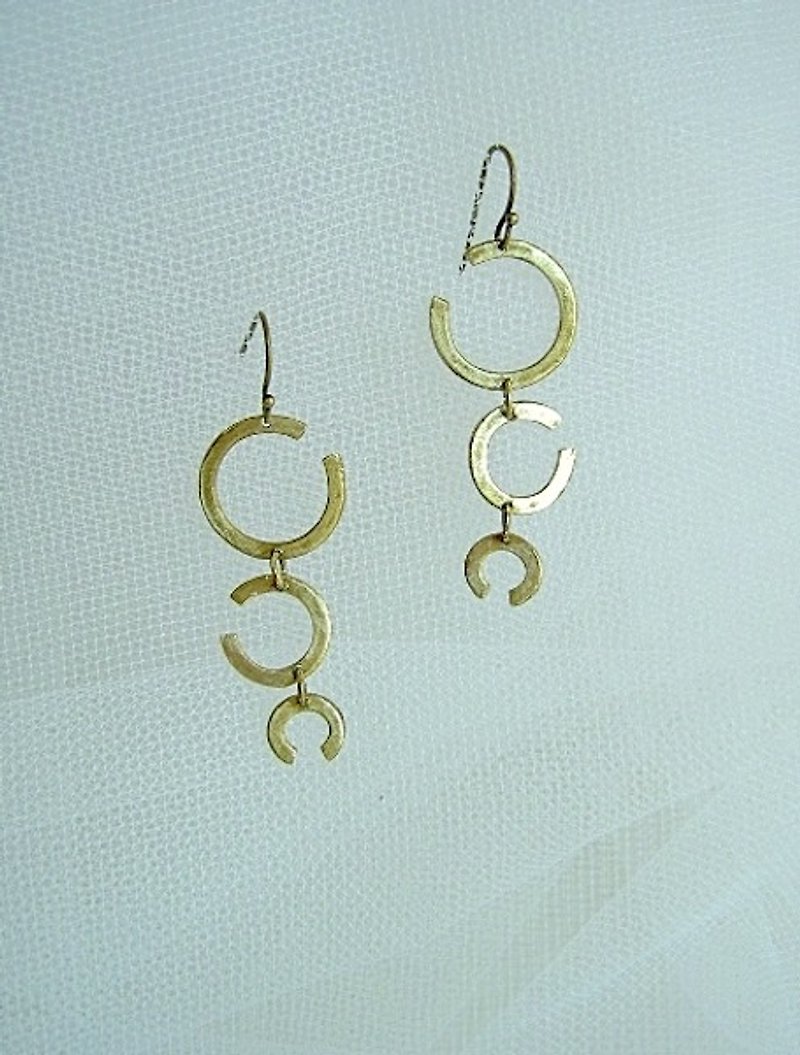 Balance earrings