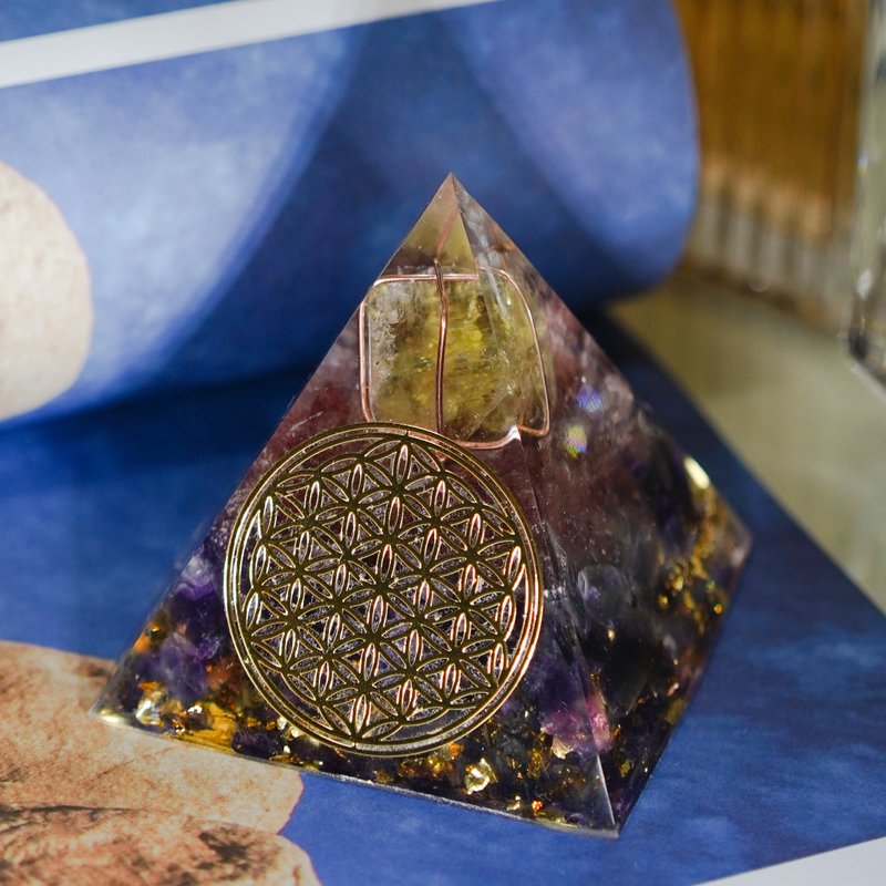 【For investment business】Topaz Rough Stone·Strawberry Crystal·Amethyst Energy Tower - Items for Display - Gemstone Purple