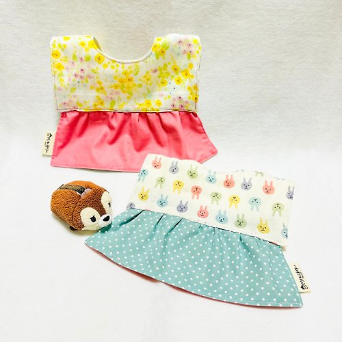 Miki手作り Miki手作 日本 造型裙擺圍兜 嬰兒圍兜 雙面 圍兜 碎花 口水巾