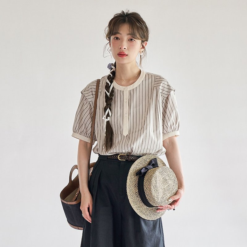 Beige gray striped stitching short-sleeved shirt | shirt | spring and summer | Sora-1180 - Women's Shirts - Cotton & Hemp 