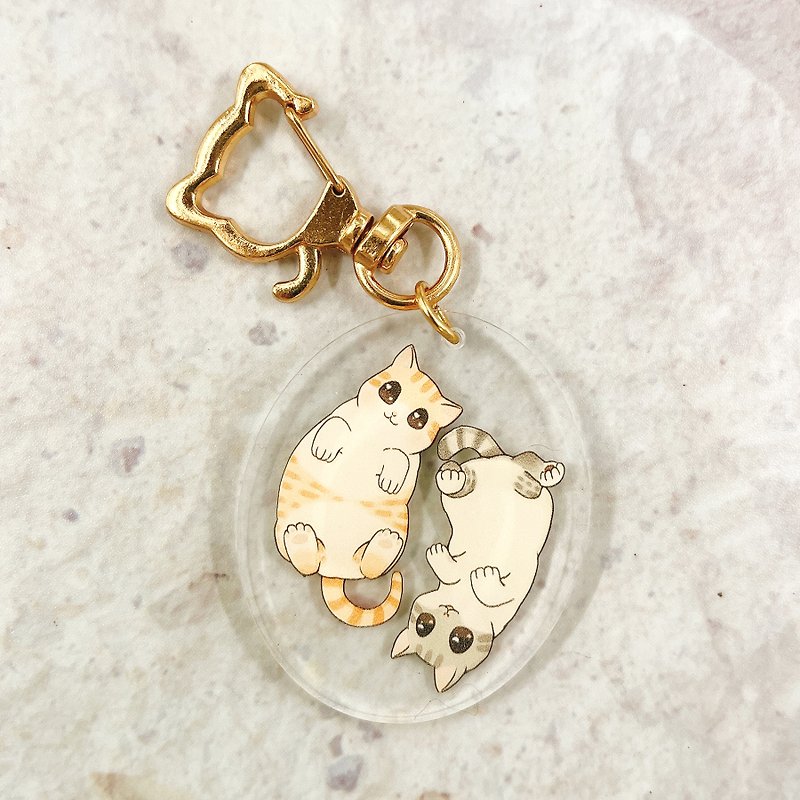 Orange and white cat and gray and white cat double-sided transparent Acrylic pendant keychain - Keychains - Acrylic 